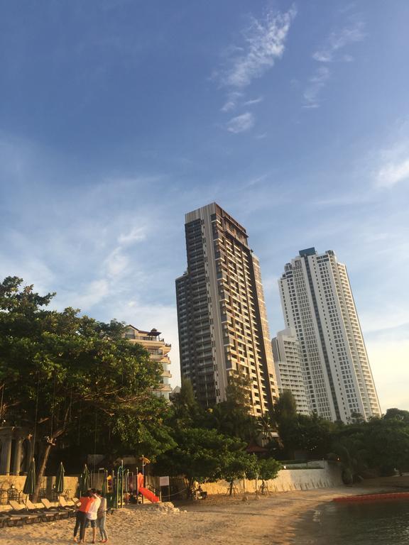 Club Royal Suites Pattaya Eksteriør bilde