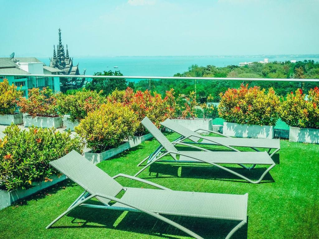 Club Royal Suites Pattaya Eksteriør bilde