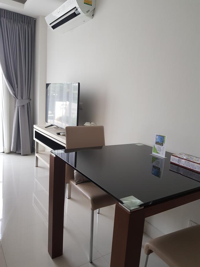 Club Royal Suites Pattaya Eksteriør bilde