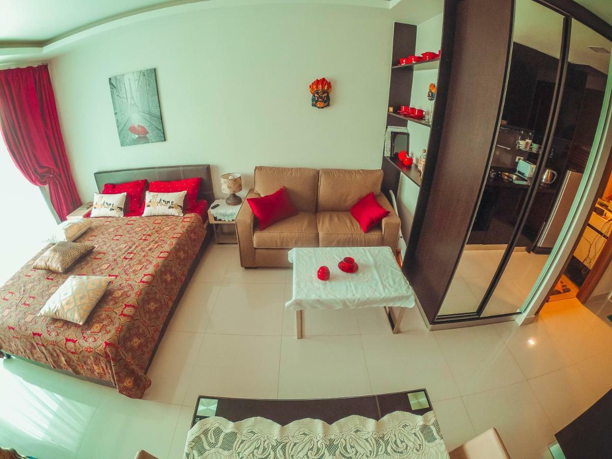 Club Royal Suites Pattaya Eksteriør bilde