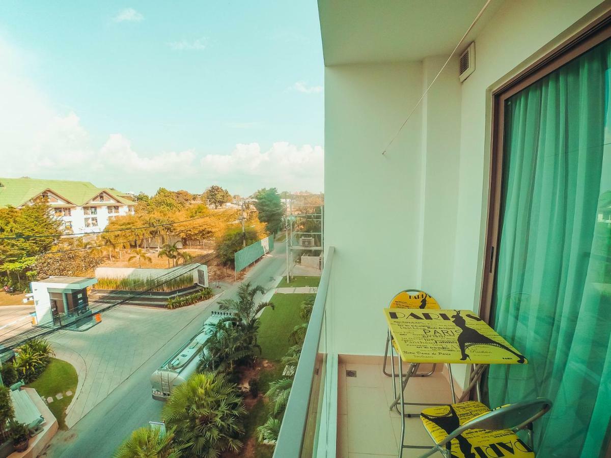 Club Royal Suites Pattaya Eksteriør bilde