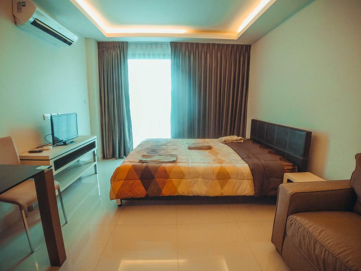 Club Royal Suites Pattaya Eksteriør bilde